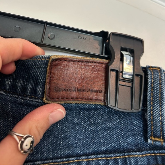 Vintage Calvin Klein low rise bootcut Classic Blue Jeans medium wash - Picture 9 of 11